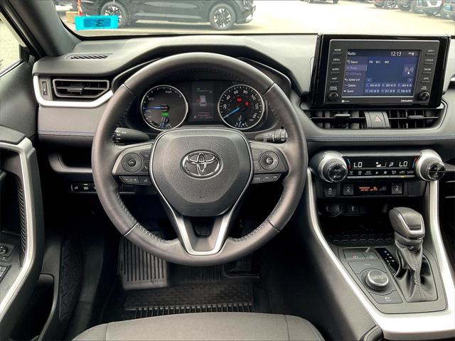 2022 Toyota RAV4 Hybrid SE