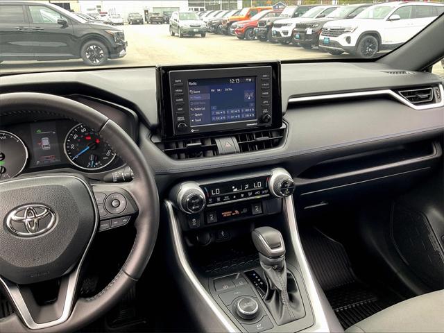 2022 Toyota RAV4 Hybrid SE