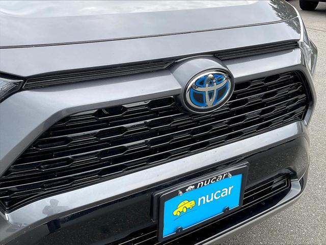 2022 Toyota RAV4 Hybrid SE