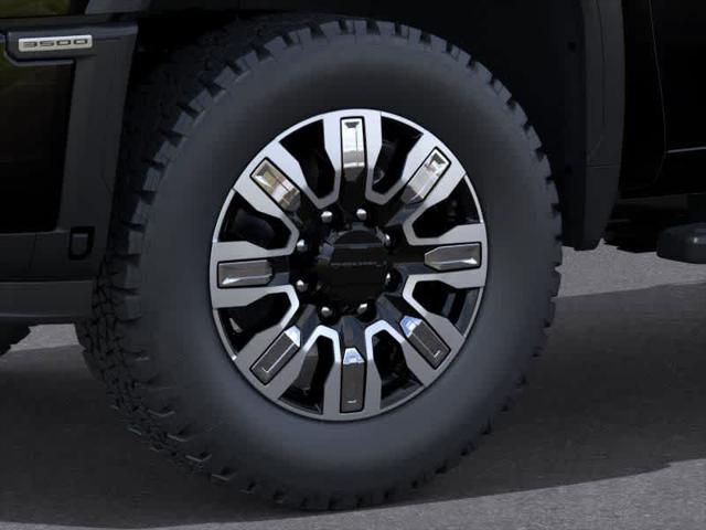 2025 GMC Sierra 3500HD 4WD Crew Cab Long Bed Denali