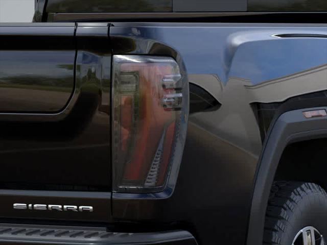 2025 GMC Sierra 3500HD 4WD Crew Cab Long Bed Denali