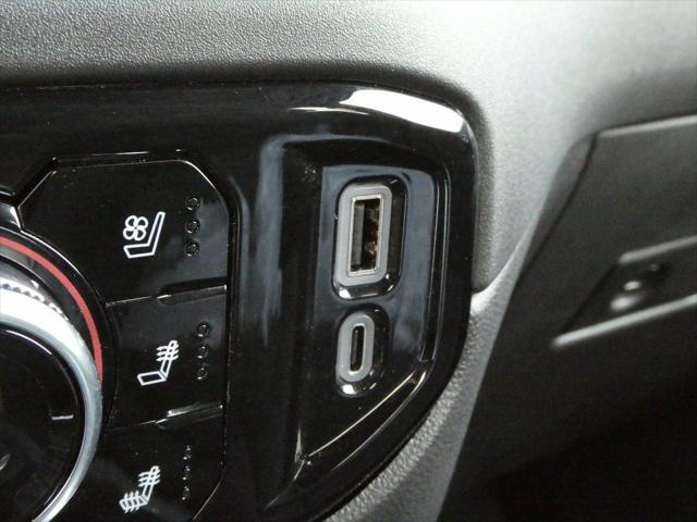 2025 GMC Sierra 2500HD 4WD Crew Cab Standard Bed SLT
