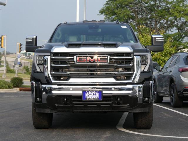 2025 GMC Sierra 2500HD 4WD Crew Cab Standard Bed SLT