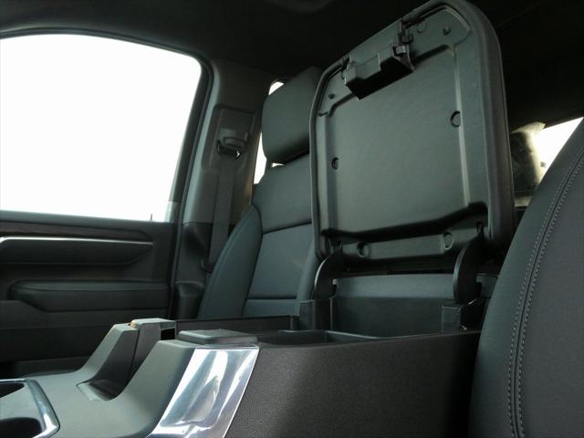 2025 GMC Sierra 2500HD 4WD Crew Cab Standard Bed SLT