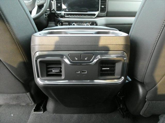 2025 GMC Sierra 2500HD 4WD Crew Cab Standard Bed SLT