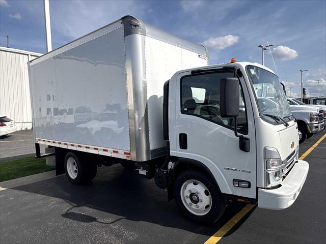 2025 Chevrolet 5500 2WD Reg Cab 176