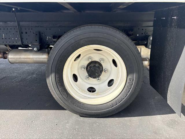 2025 Chevrolet 5500 2WD Reg Cab 176