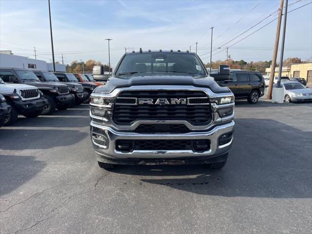 2026 RAM Ram 2500 RAM 2500 TRADESMAN CREW CAB 4X4 64 BOX