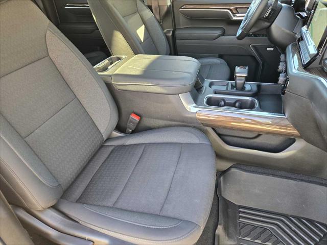 2026 Chevrolet Silverado 1500 4WD Crew Cab Short Bed RST