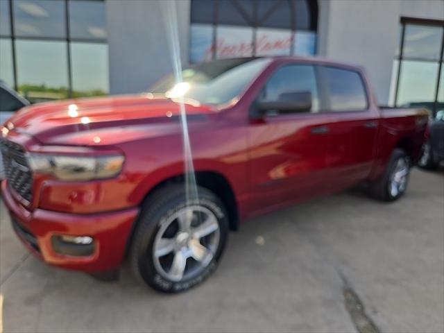 2025 RAM Ram 1500 RAM 1500 TRADESMAN CREW CAB 4X4 57 BOX