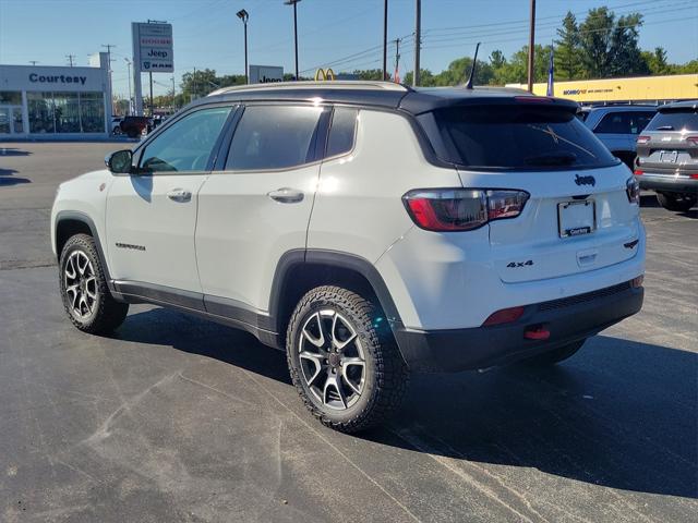 2026 Jeep Compass COMPASS TRAILHAWK 4X4 2026 Jeep Compass COMPASS TRAILHAWK 4X4