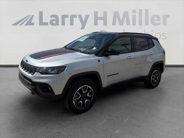 2026 Jeep Compass COMPASS TRAILHAWK 4X4