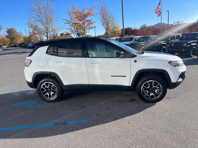 2026 Jeep Compass COMPASS TRAILHAWK 4X4