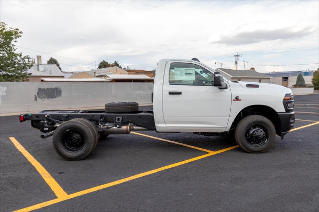 2026 RAM Ram 3500 Chassis Cab RAM 3500 TRADESMAN CHASSIS REGULAR CAB 4X4 60 CA