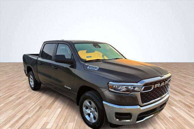 2025 RAM Ram 1500 RAM 1500 TRADESMAN CREW CAB 4X2 57 BOX 2025 RAM Ram 1500 RAM 1500 TRADESMAN CREW CAB 4X2 57 BOX