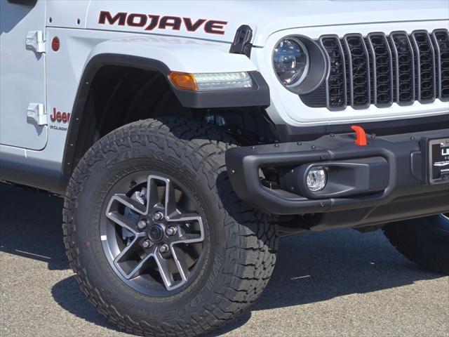 2025 Jeep Gladiator GLADIATOR MOJAVE X 4X4