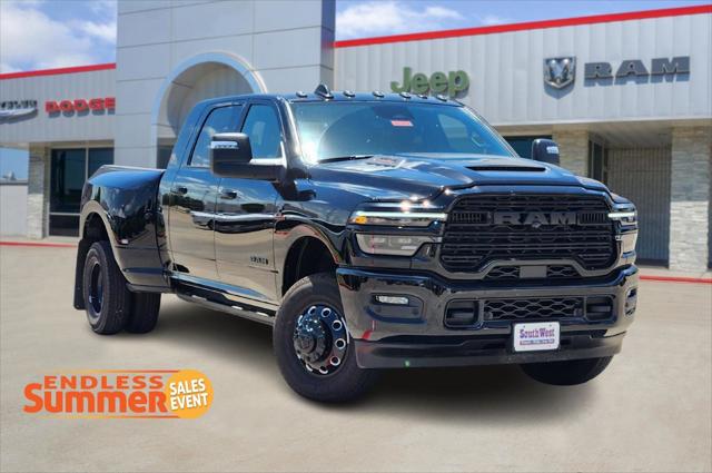 2025 RAM Ram 3500 RAM 3500 LARAMIE MEGA CAB 4X4 64 BOX