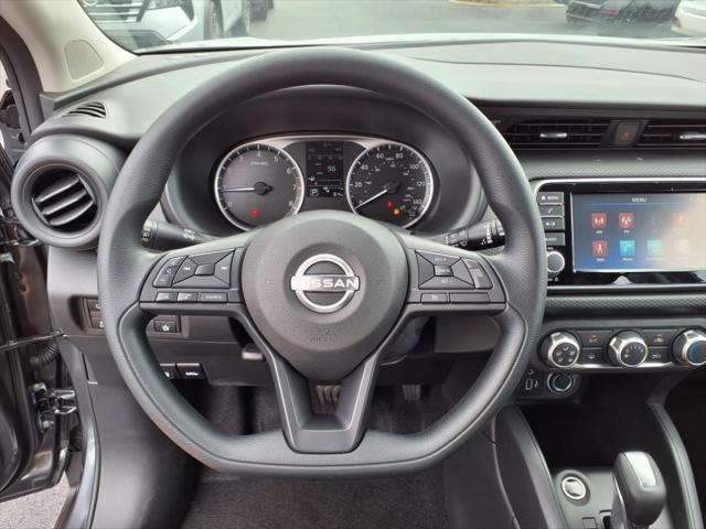 2025 Nissan Kicks S