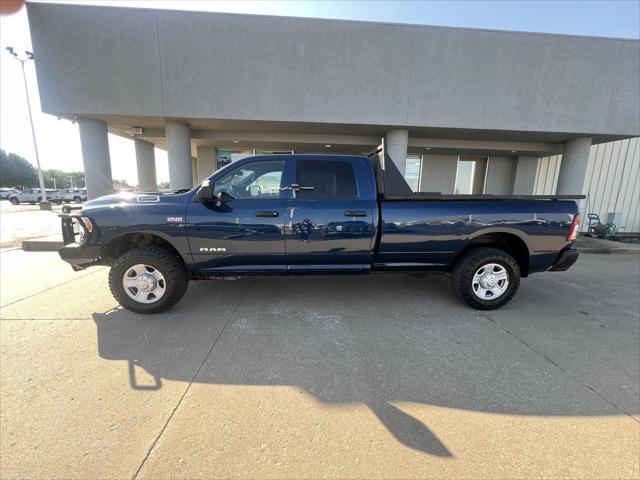 2022 RAM 2500 Tradesman Crew Cab 4x4 8 Box 2022 RAM 2500 Tradesman Crew Cab 4x4 8 Box