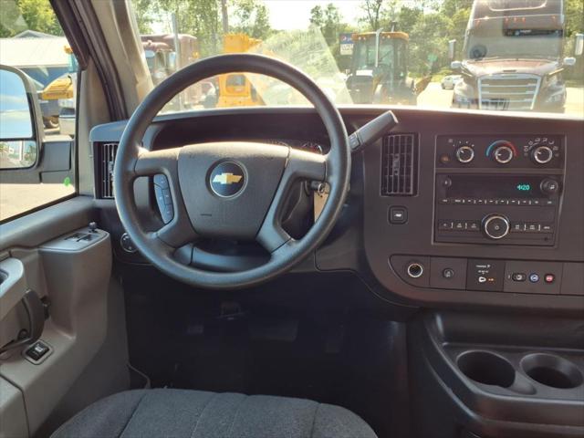 2022 Chevrolet Express Cargo Van RWD 2500 Regular Wheelbase WT