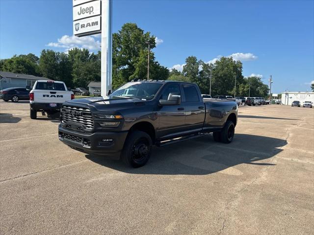 2025 RAM 3500 Tradesman Crew Cab 4x4 8 Box 2025 RAM 3500 Tradesman Crew Cab 4x4 8 Box
