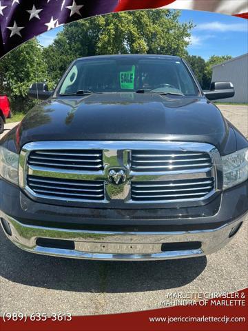 2017 RAM 1500 Big Horn 4x4 4dr Crew Cab 5.5 ft. SB Pickup