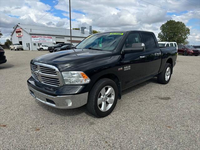 2017 RAM 1500 Big Horn Crew Cab 4x4 57 Box