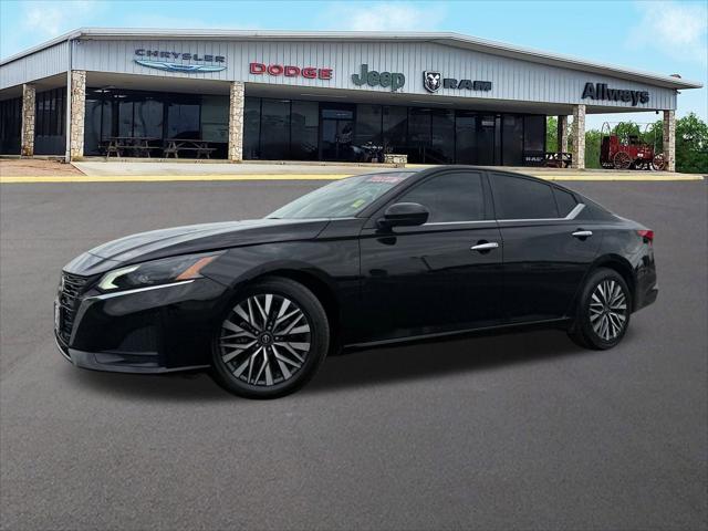 2023 Nissan Altima SV FWD