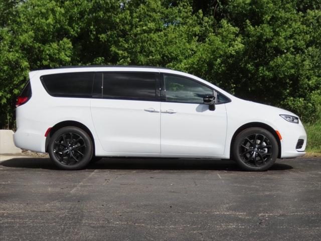 2025 Chrysler Pacifica PACIFICA LIMITED AWD 2025 Chrysler Pacifica PACIFICA LIMITED AWD