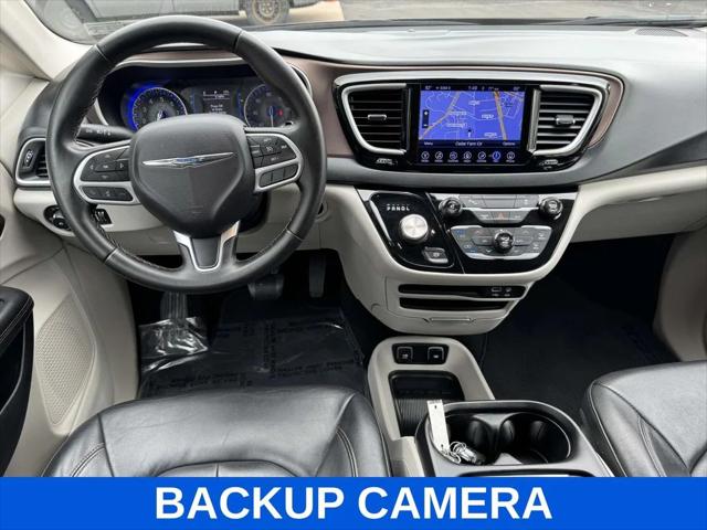 2017 Chrysler Pacifica Touring-L
