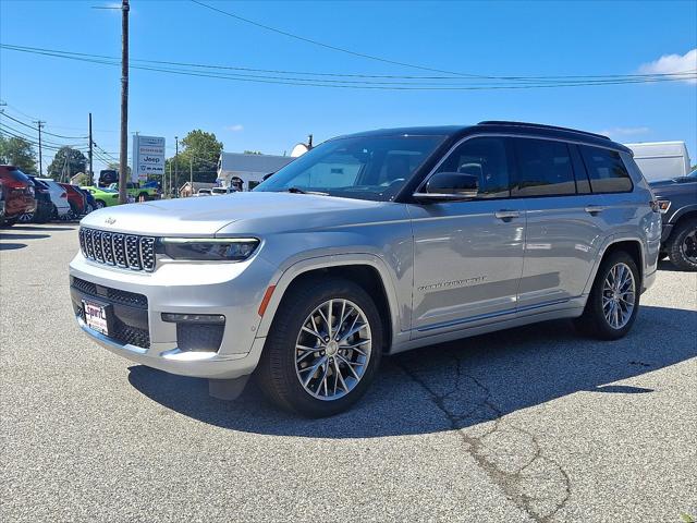 2024 Jeep Grand Cherokee L Summit 4x4 2024 Jeep Grand Cherokee L Summit 4x4