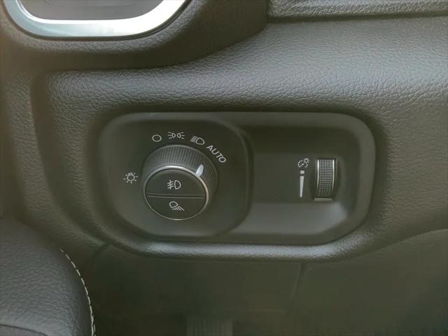 2026 Ram 2500 Big Horn Crew Cab 4x2 6'4" Box