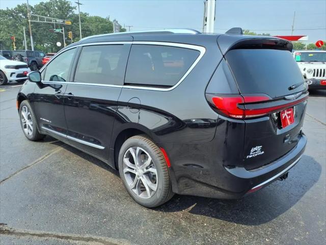 2025 Chrysler Pacifica Pinnacle AWD