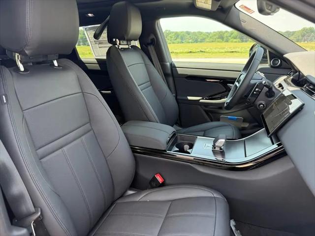 2026 Land Rover Range Rover Evoque Dynamic SE