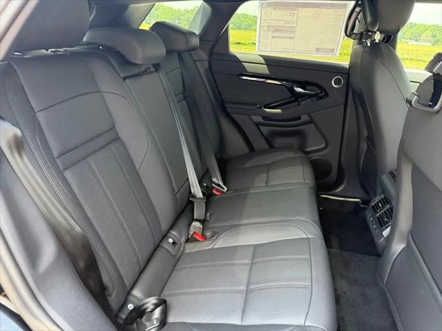 2026 Land Rover Range Rover Evoque Dynamic SE