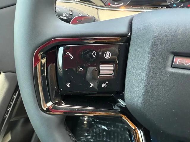 2026 Land Rover Range Rover Evoque Dynamic SE