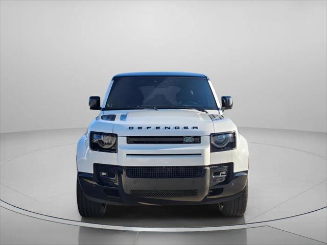 2025 Land Rover Defender 110 P525 V8