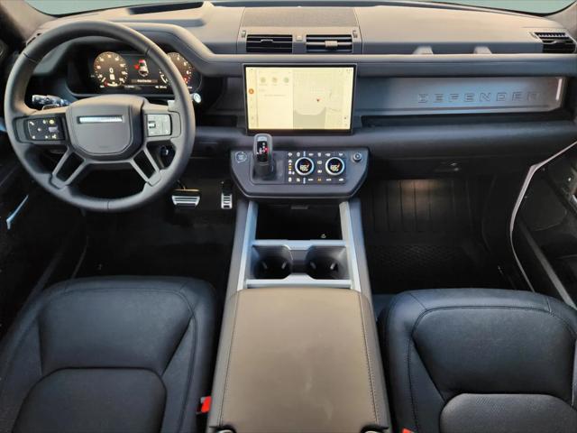 2025 Land Rover Defender 110 P525 V8