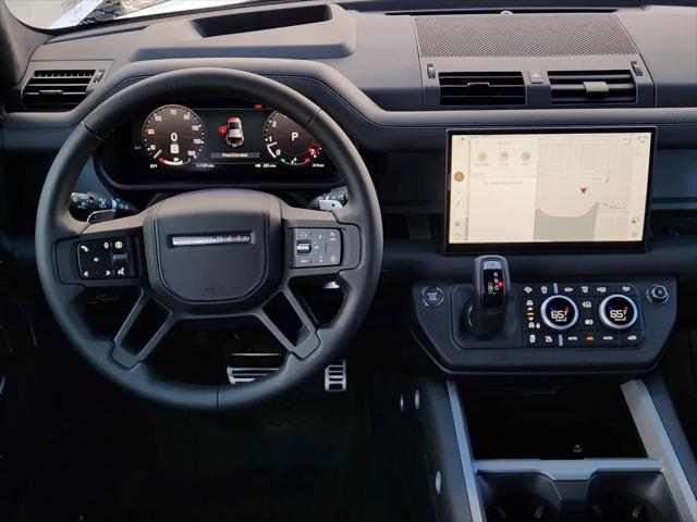 2025 Land Rover Defender 110 P525 V8
