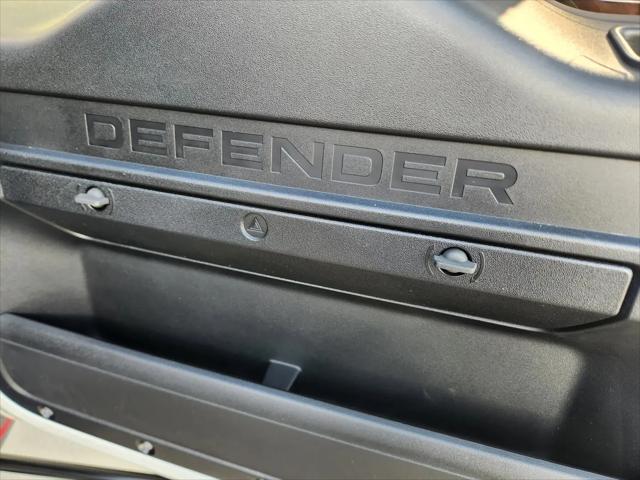2025 Land Rover Defender 110 P525 V8
