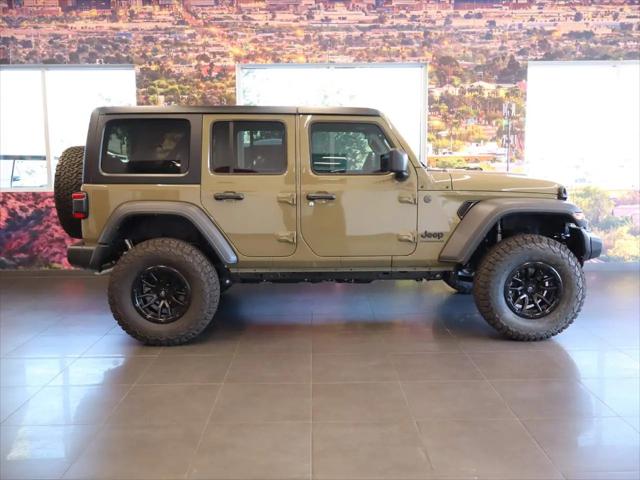 2025 Jeep Wrangler 4-Door Summit 4x4