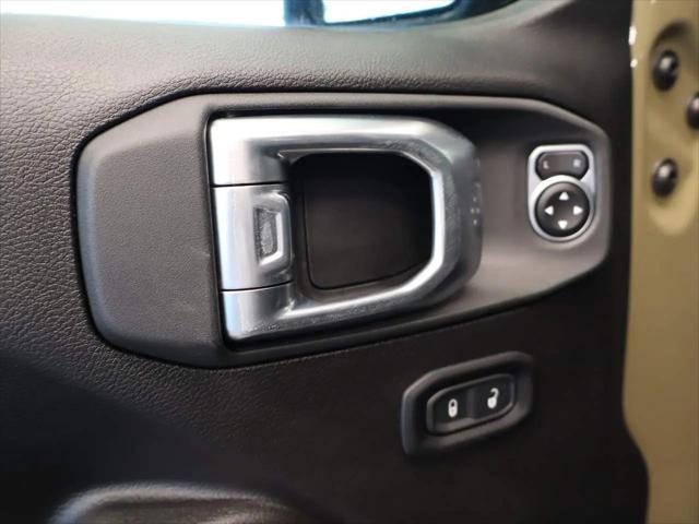 2025 Jeep Wrangler 4-Door Summit 4x4