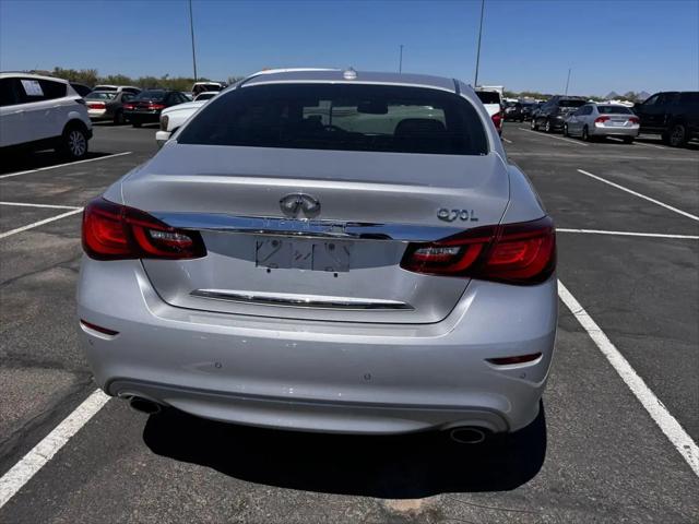 2016 INFINITI Q70L 3.7