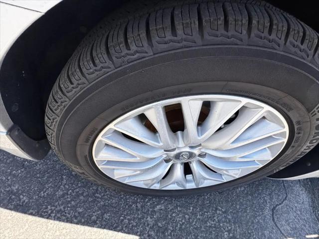 2016 INFINITI Q70L 3.7