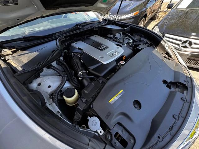 2016 INFINITI Q70L 3.7