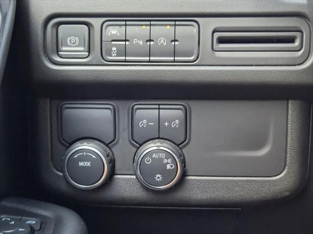 2023 Chevrolet Suburban 2WD LT