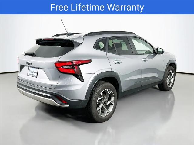 2025 Chevrolet Trax FWD LT