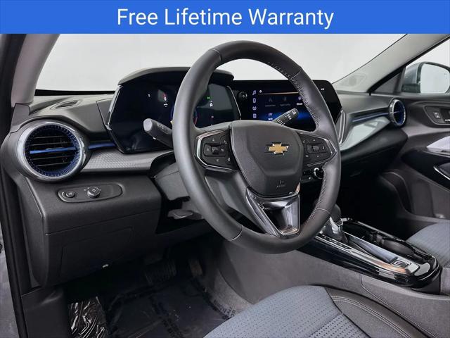 2025 Chevrolet Trax FWD LT