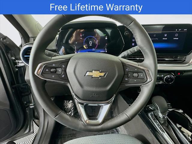 2025 Chevrolet Trax FWD LT