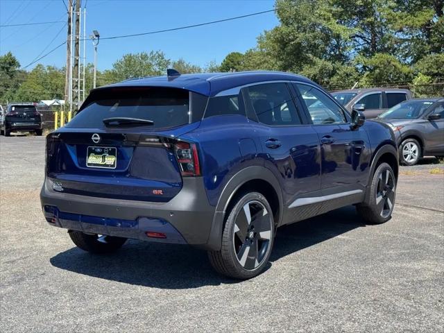 2025 Nissan Kicks SR FWD